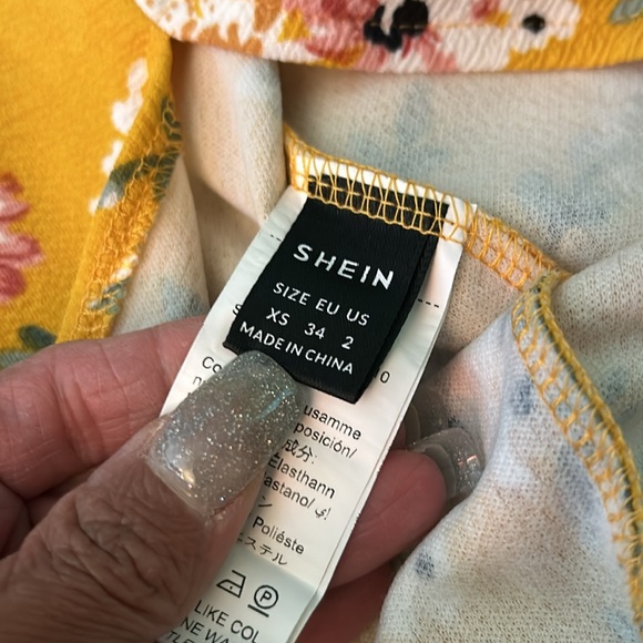 SHEIN Dress - Picture 4 of 5